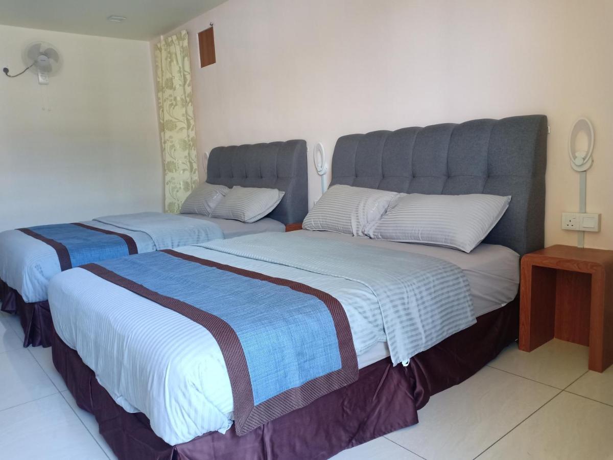 De Benz Inn Malacca Eksteriør billede
