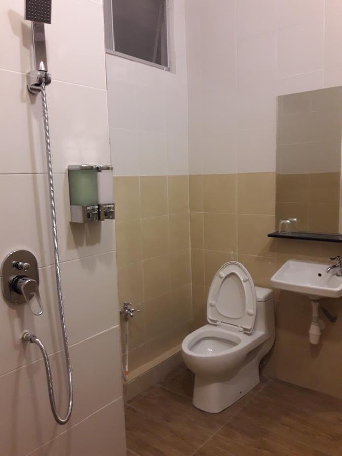 De Benz Inn Malacca Eksteriør billede