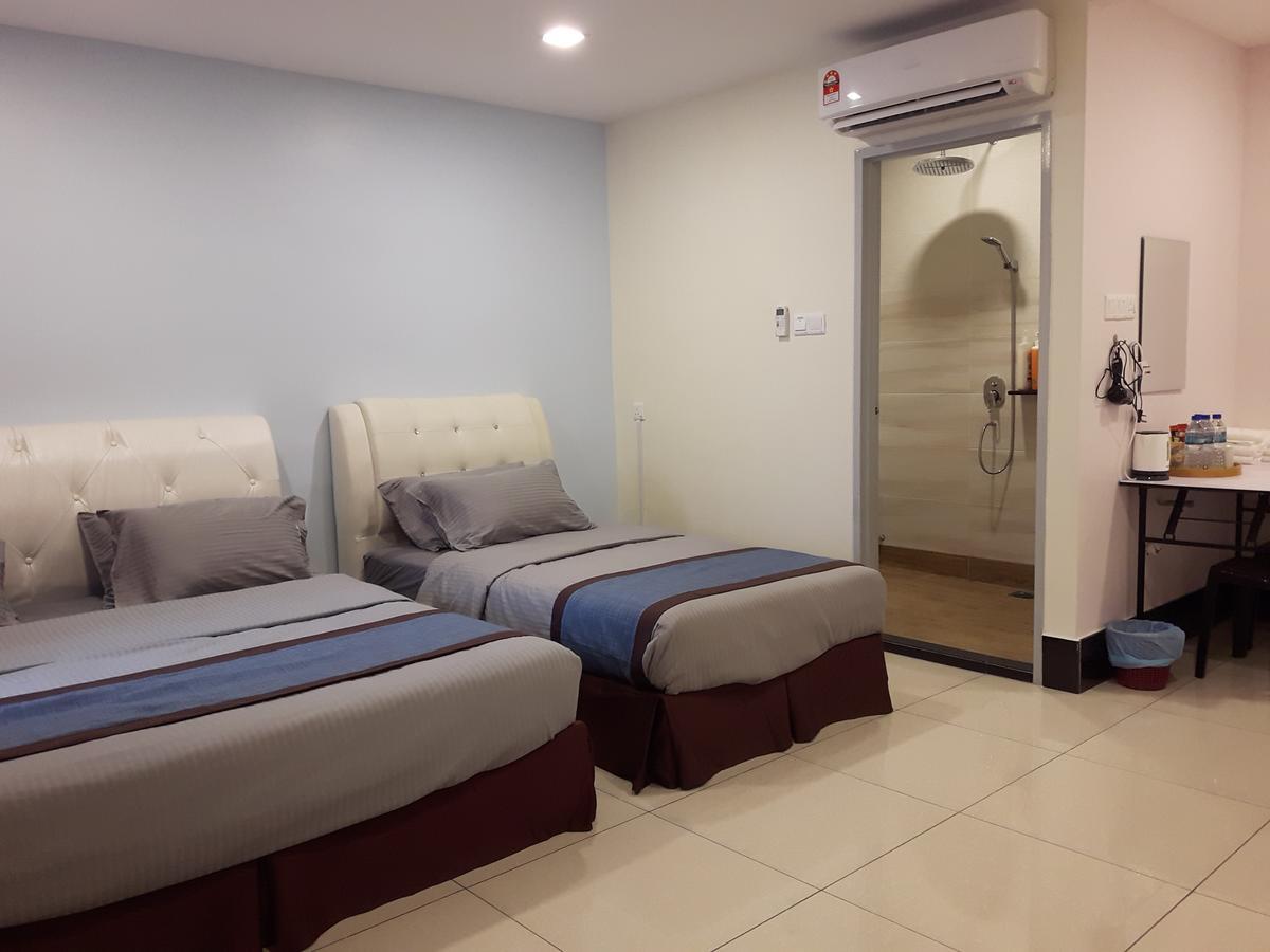 De Benz Inn Malacca Eksteriør billede